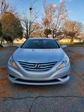 2012 Hyundai sonata - cars & trucks - by owner - vehicle automotive... for sale in Manchester, CT