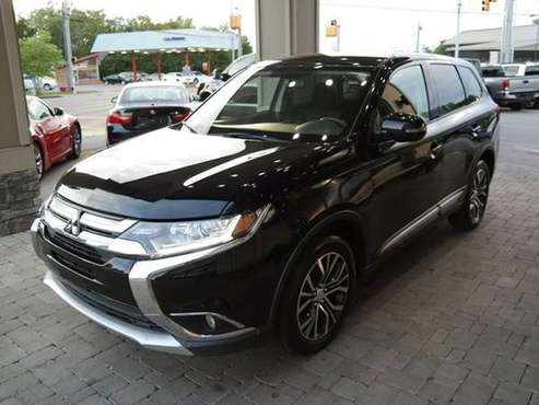 2018 Mitsubishi Outlander SE - cars & trucks - by dealer - vehicle... for sale in Murfreesboro TN, KY