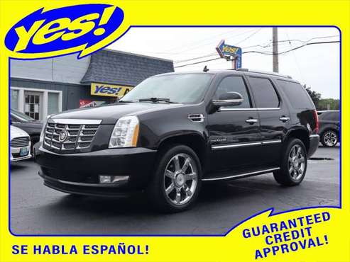 2011 CADILLAC ESCALADE LUXURY with for sale in Holland , MI