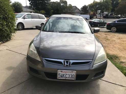 2007 Honda Accord EX! 4 cy! 5 speed manual! Clean title! 109k Miles! for sale in Sacramento , CA