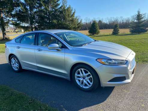 2015 Ford Fusion SE - cars & trucks - by owner - vehicle automotive... for sale in Auburn, NY