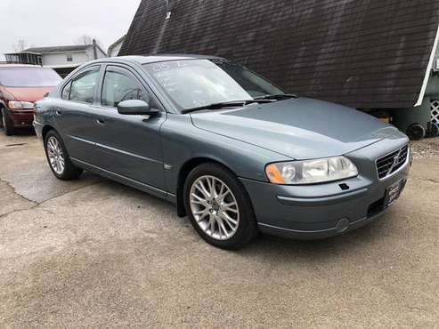 2005 Volvo S60 - cars & trucks - by owner - vehicle automotive sale for sale in Soddy Daisy, TN