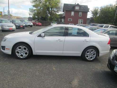 2010 Ford Fusion super nice - cars & trucks - by dealer - vehicle... for sale in Saint Paul, MN