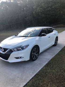 2017 Nissan Maxima with only 6,900 miles for sale in Cleveland, TN