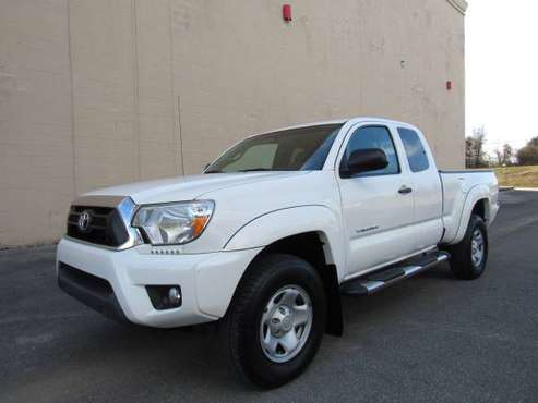 ** 2015 TOYOTA TACOMA * EXT CAB * 38K LOW MILES * 1 OWNER ** - cars... for sale in Fort Oglethorpe, TN