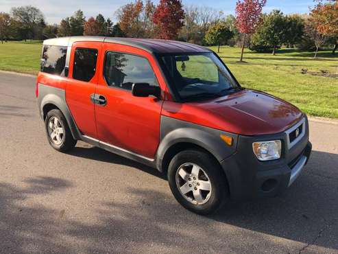 2004 Honda Element (4WD) (good condition) with 158k miles for sale in Canton, MI