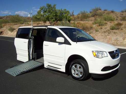 2012 Dodge Grand Caravan wheelchair side entry ramp van - cars & for sale in Tulsa, OK
