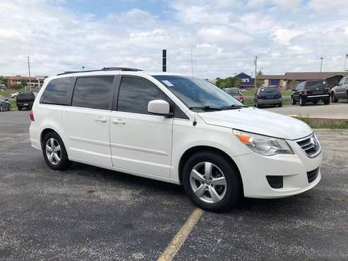 2009 Volkswagon Routan - cars & trucks - by dealer - vehicle... for sale in Republic, MO