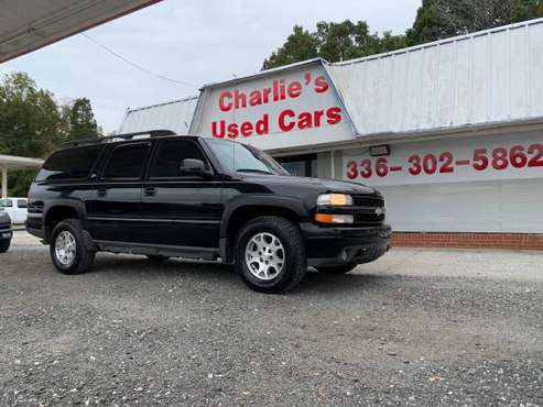 VERY NICE 2002 CHEVROLET SUBURBAN Z71 4X4 - cars & trucks - by... for sale in Thomasville, NC