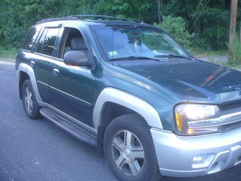 2005 Trailblazer 4X4 - cars & trucks - by owner - vehicle automotive... for sale in Milford, MA