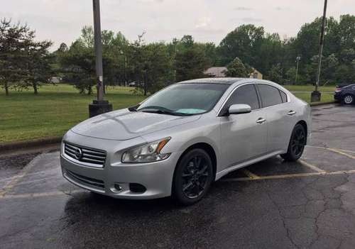 2013 Nissan Maxima - This Maxima Is Awesome ! - - by for sale in Clarksville, TN