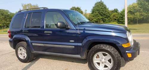 07 JEEP LIBERTY LATITUDE 4WD - ONLY 146K MI. SHARP/ GOOD LOOKING... for sale in Miamisburg, OH