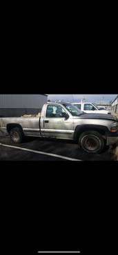 2000 Chevrolet 1500 4x4 - cars & trucks - by owner - vehicle... for sale in Cincinnati, OH