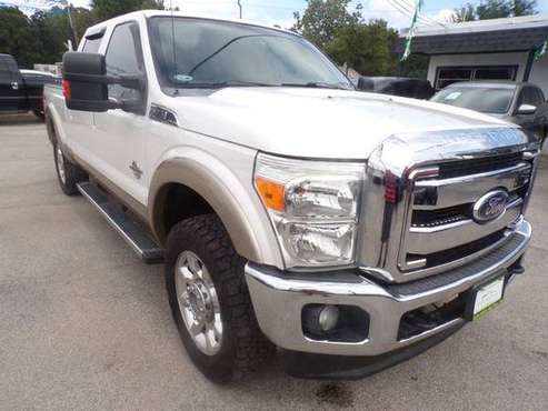 2011 Ford F250 Super Duty Crew Cab Lariat Pickup 4D 6 3/4 ft for sale in Haltom City, TX