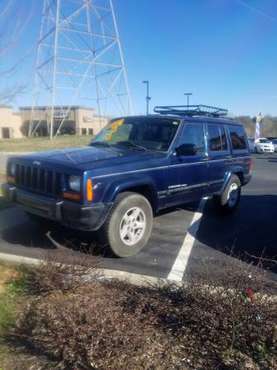 2001 JEEP CHEROKEE SPORT Back on the Market- Make us an OFFER!!! for sale in Clarksville, TN