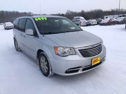 2011 Chrysler town and country - - by dealer - vehicle for sale in Princeton, MN