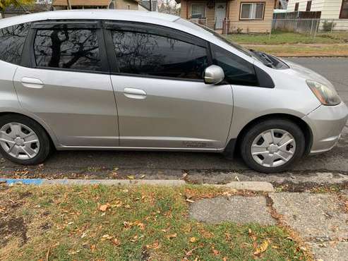 Honda Fit hatchback - cars & trucks - by owner - vehicle automotive... for sale in Yakima, WA