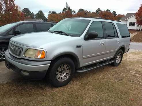 2001 FORD EXPEDITION XLT-ONE OWNER - cars & trucks - by owner -... for sale in Lexington, SC