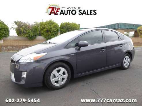 2011 TOYOTA PRIUS 5DR HB III with Driver knee airbag - cars & trucks... for sale in Phoenix, AZ