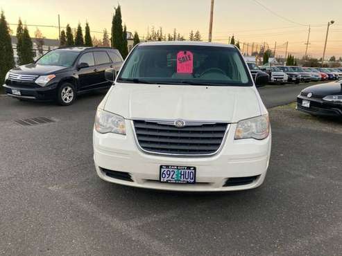 2008 Chrysler Town & Country 4dr Wgn LX*Clean title*runs&drive great... for sale in Hillsboro, OR