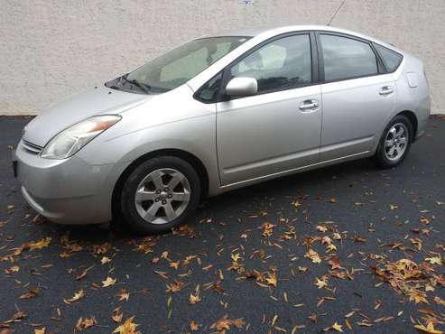 2004 Toyota Prius*Very Reliable. - cars & trucks - by owner -... for sale in Holly Springs, NC