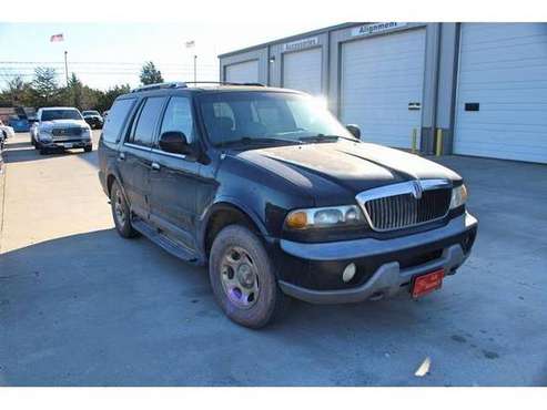 1998 Lincoln Navigator Base () - cars & trucks - by dealer - vehicle... for sale in Chandler, OK