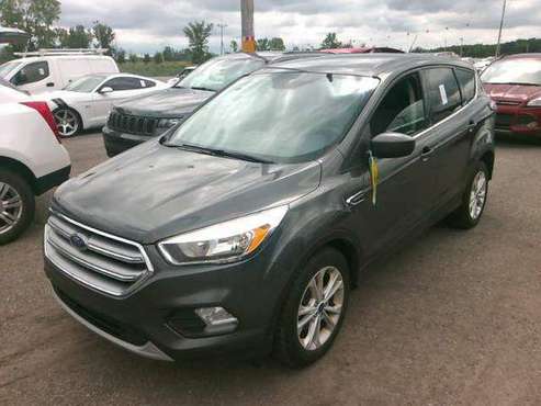 2017 Ford Escape SE FWD QUICK AND EASY APPROVALS - cars & trucks -... for sale in Arlington, TX