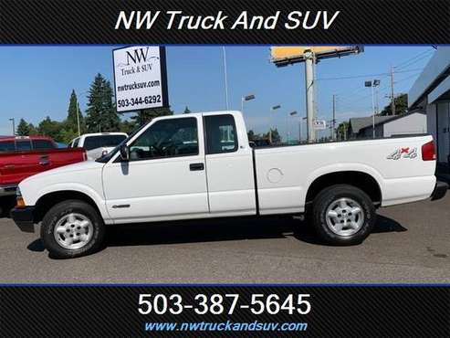 2001 Chevy S10 4x4 Xtended Cab Pick Up 4wd 4.3L V6 5SP Manual for sale in Milwaukee, OR
