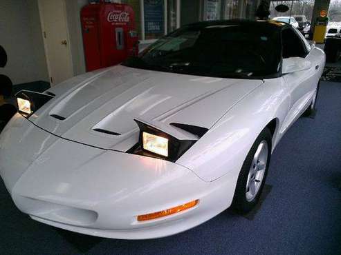 * 1996 Pontiac Firebird * Xtra Low Miles * Mint Condition * 1 Owner... for sale in Lapeer, MI