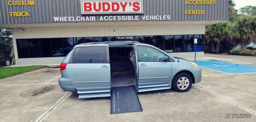 2005 Toyota Sienna IMS / Braun Wheelchair Accessible Van-1 Owner -... for sale in Fort Pierce, FL