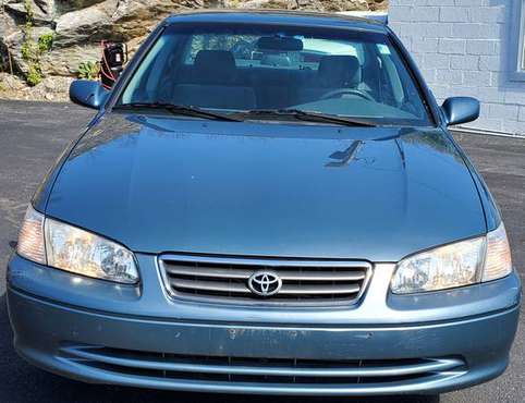 2000 Toyota Camry FWD - - by dealer - vehicle for sale in Worcester, MA