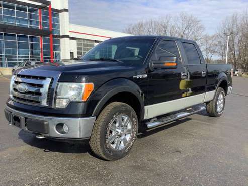 No Accidents! 2009 Ford F-150 XLT! 4x4! SuperCrew! LOW Mileage! for sale in Ortonville, OH