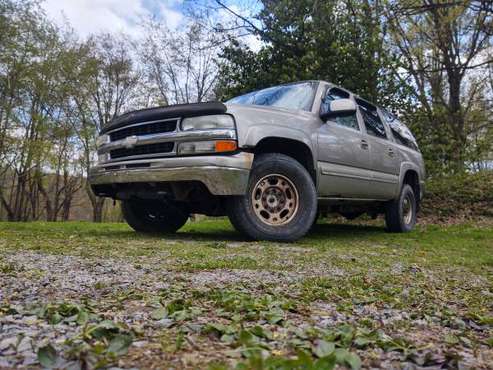 2001 Chevy suburban 3/4 tun for sale in Leetonia, OH