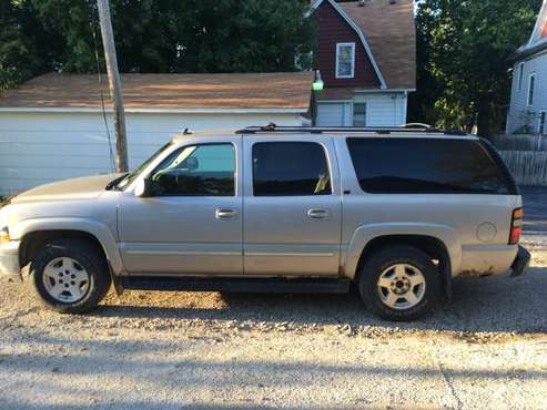 2006 Chevy Suburban $3500 for sale in fort dodge, IA