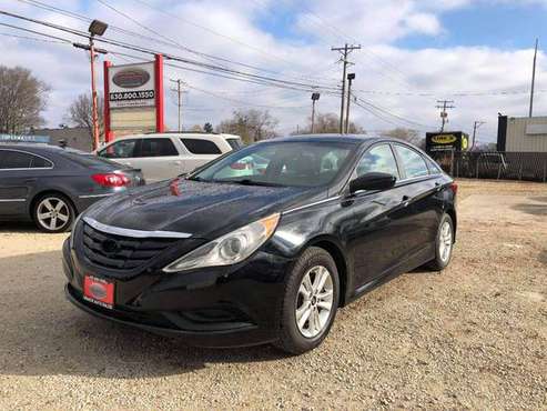 2014 HYUNDAI SONATA GLS - cars & trucks - by dealer - vehicle... for sale in Montgomery, IL