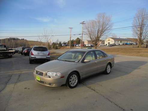2005 Volvo S80 2 5T AWD Sedan 4-Door Southern Vehicle! - cars & for sale in Derby vt, VT