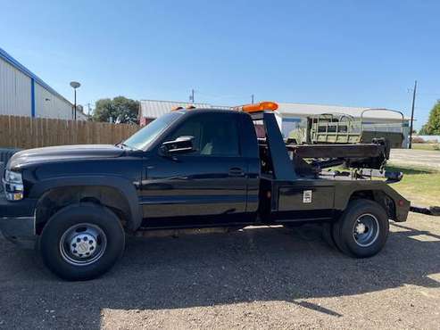 2001 Chevy Silverado Tow Truck - cars & trucks - by dealer - vehicle... for sale in Georgetown, TX