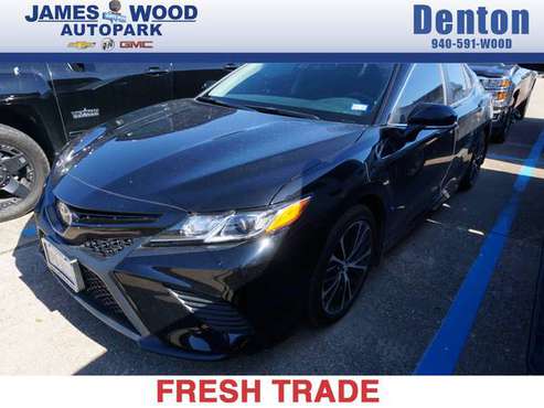 2018 Toyota Camry SE for sale in Denton, TX