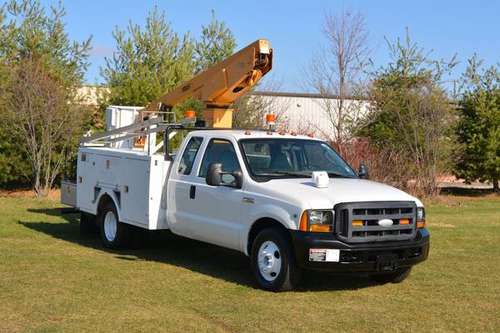 2007 Ford F350 Ext. Cab 34ft Bucket Truck - cars & trucks - by... for sale in Crystal Lake, KY