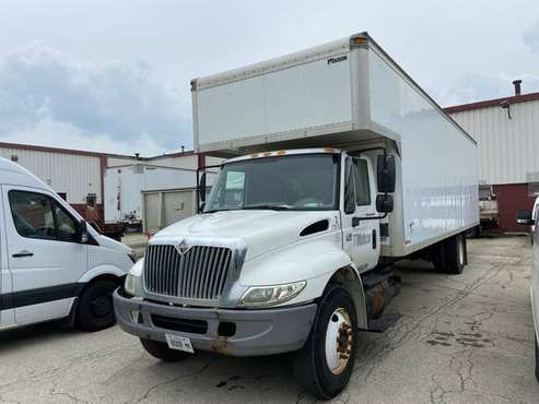 INTERNATIONAL BOX TRUCK - cars & trucks - by owner - vehicle... for sale in Brodhead, WI