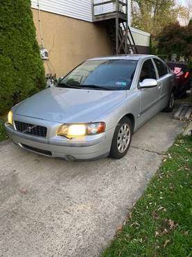 2001 Volvo S60 - cars & trucks - by owner - vehicle automotive sale for sale in Morton, PA
