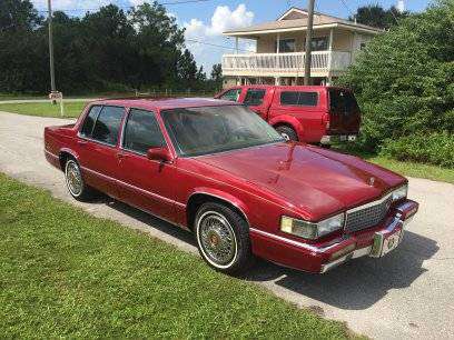 1990 Cadillac Sedan Deville (Classic) for sale in Lehigh Acres, FL