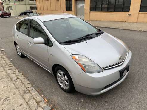 2008 Toyota Prius with 63k miles, clean title, one owner, runs new for sale in Maspeth, NY