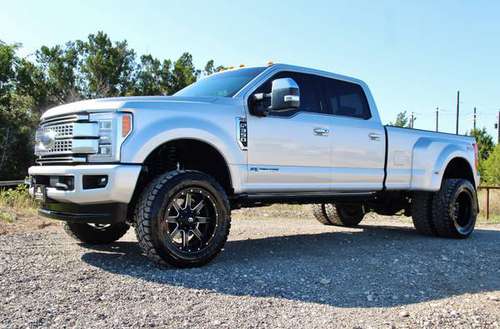2017 FORD F350 PLATINUM*BDS LIFT*FOX SHOCKS*MASSAGE SEATS*SUN ROOF!!!! for sale in Liberty Hill, AR
