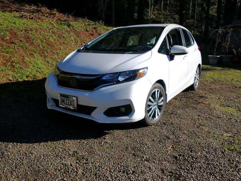 2018 Honda Fit EX-L - cars & trucks - by owner - vehicle automotive... for sale in Wilsonville, OR