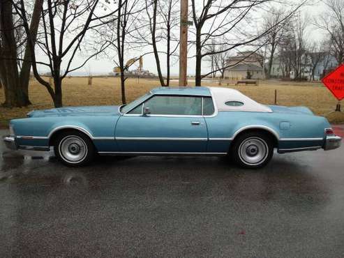 1976 Lincoln Mark iv Givenchy 50, 000 miles moonroof for sale in Cleveland, OH