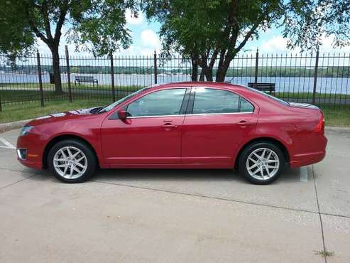 2010 FORD FUSION SEL!! FINANCING AVAILABLE!! for sale in MOLINE, IA