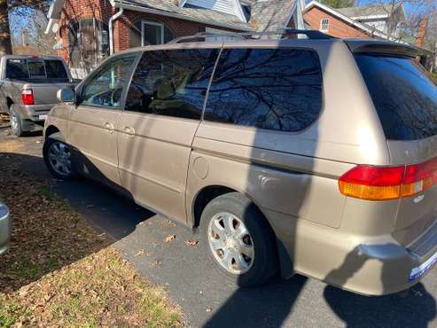 Honda Odyssey - 2004 - cars & trucks - by owner - vehicle automotive... for sale in Louisville, KY