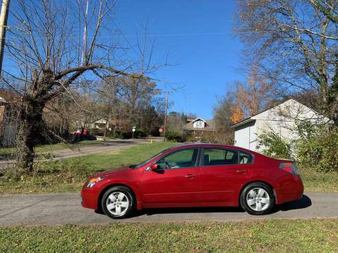 Nissan Altima 132k miles Strong - cars & trucks - by owner - vehicle... for sale in Knoxville, TN