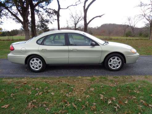2005 Ford Taurus with **76,000 Miles** - cars & trucks - by owner -... for sale in sparta, MO